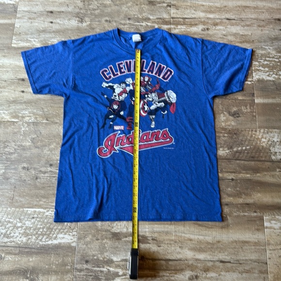 VTG Marvel Avengers Cleveland Indians Blue T-shirt Men’s Large - Picture 5 of 6
